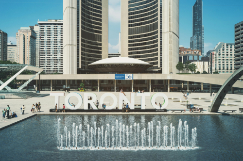 Hotel-Sign-Toronto